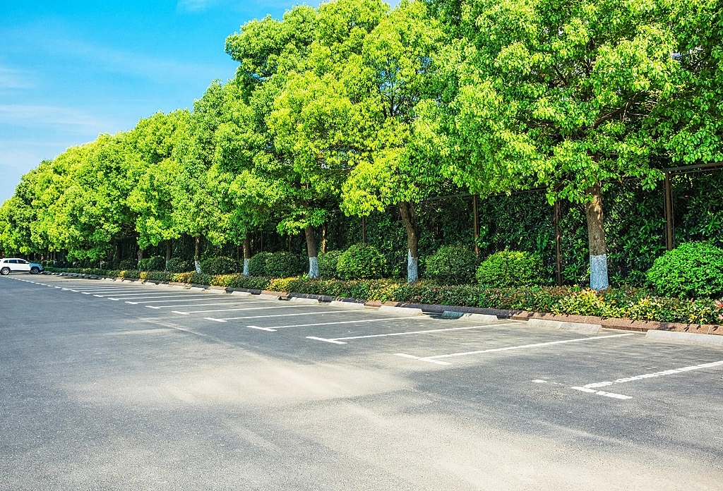 Huerta, jardines <br> y viñedo